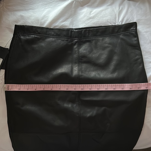 Marciano black leather skirt size 8 - Picture 7 of 7